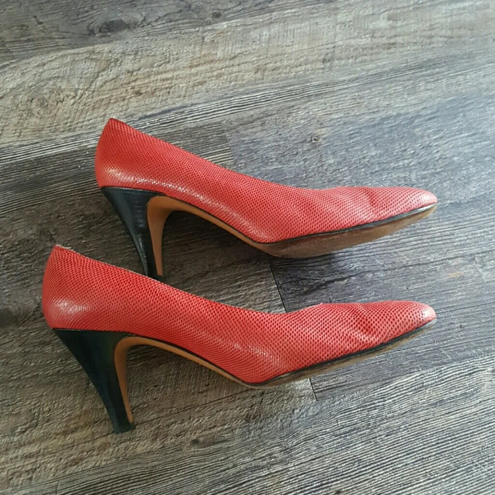 Salvatore Ferragamo women heels red shoes size 8B
